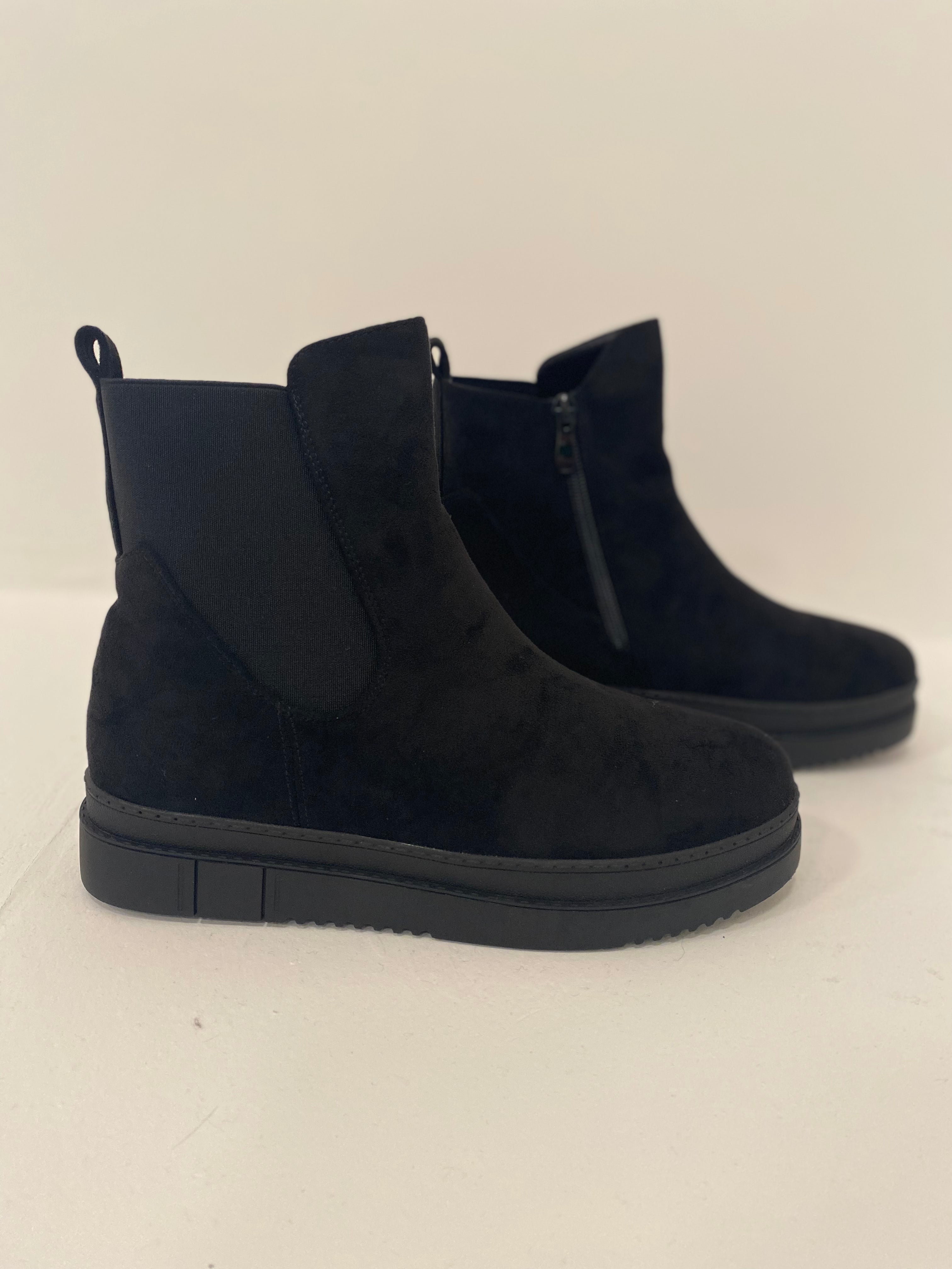 Black Platform Suede Style Boots