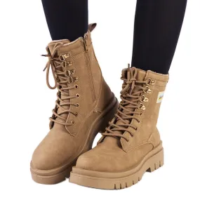 Cofer matte beige boots