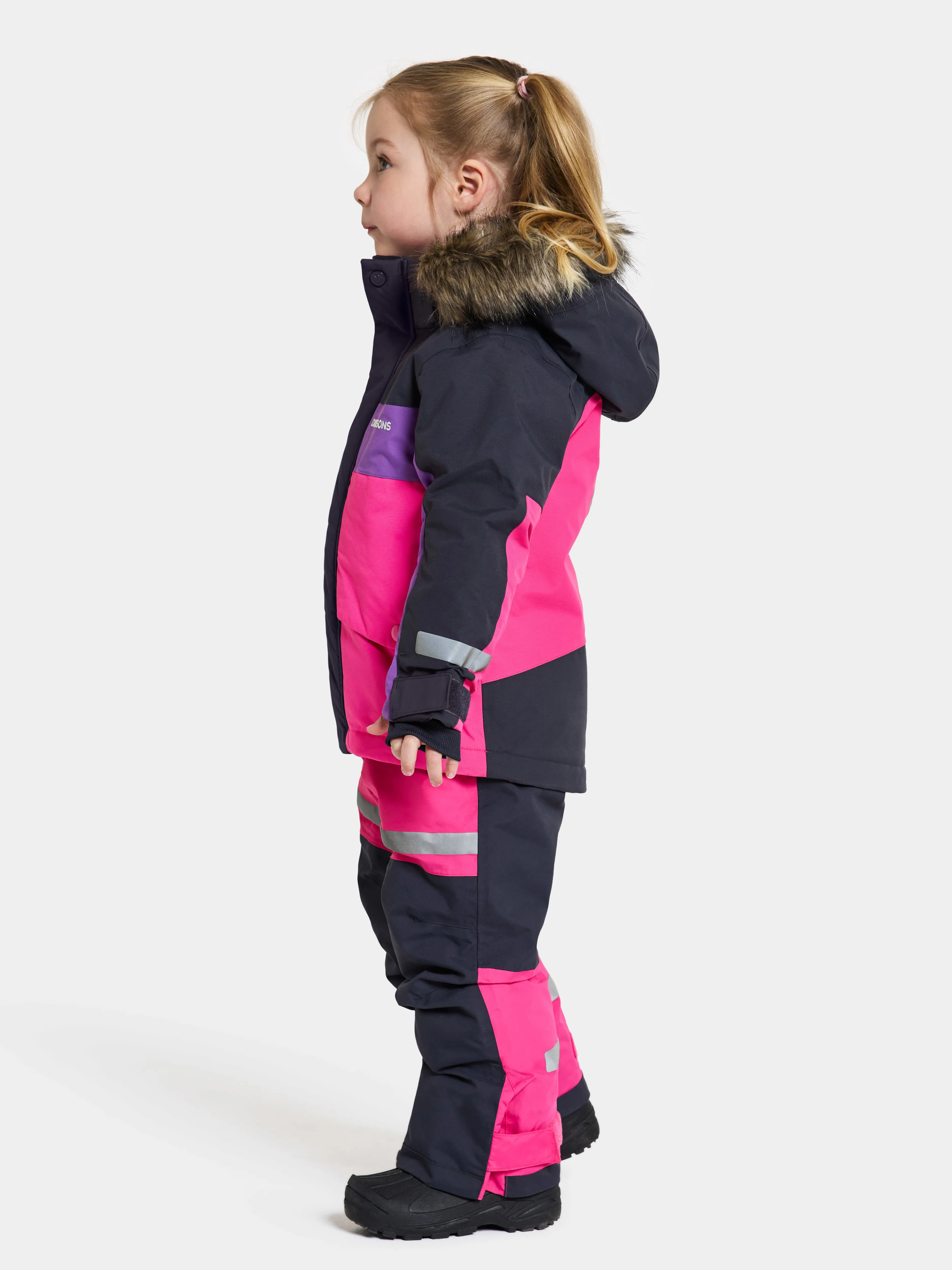 Didriksons Kids' Bjärven Parka 2 True Pink | Buy Didriksons Kids' Bjärven Parka 2 True Pink here | Outnorth