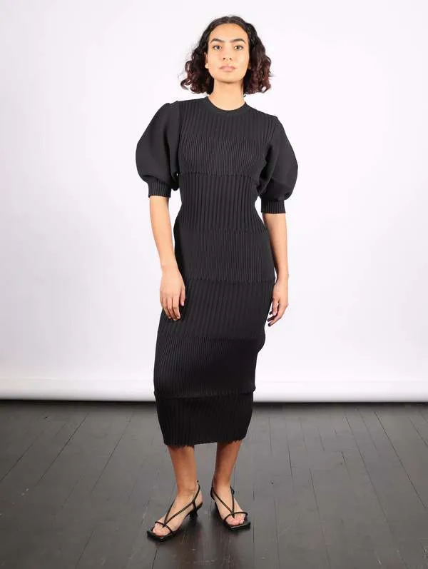 Fluted Short Puff Sleeve Dress - Black 