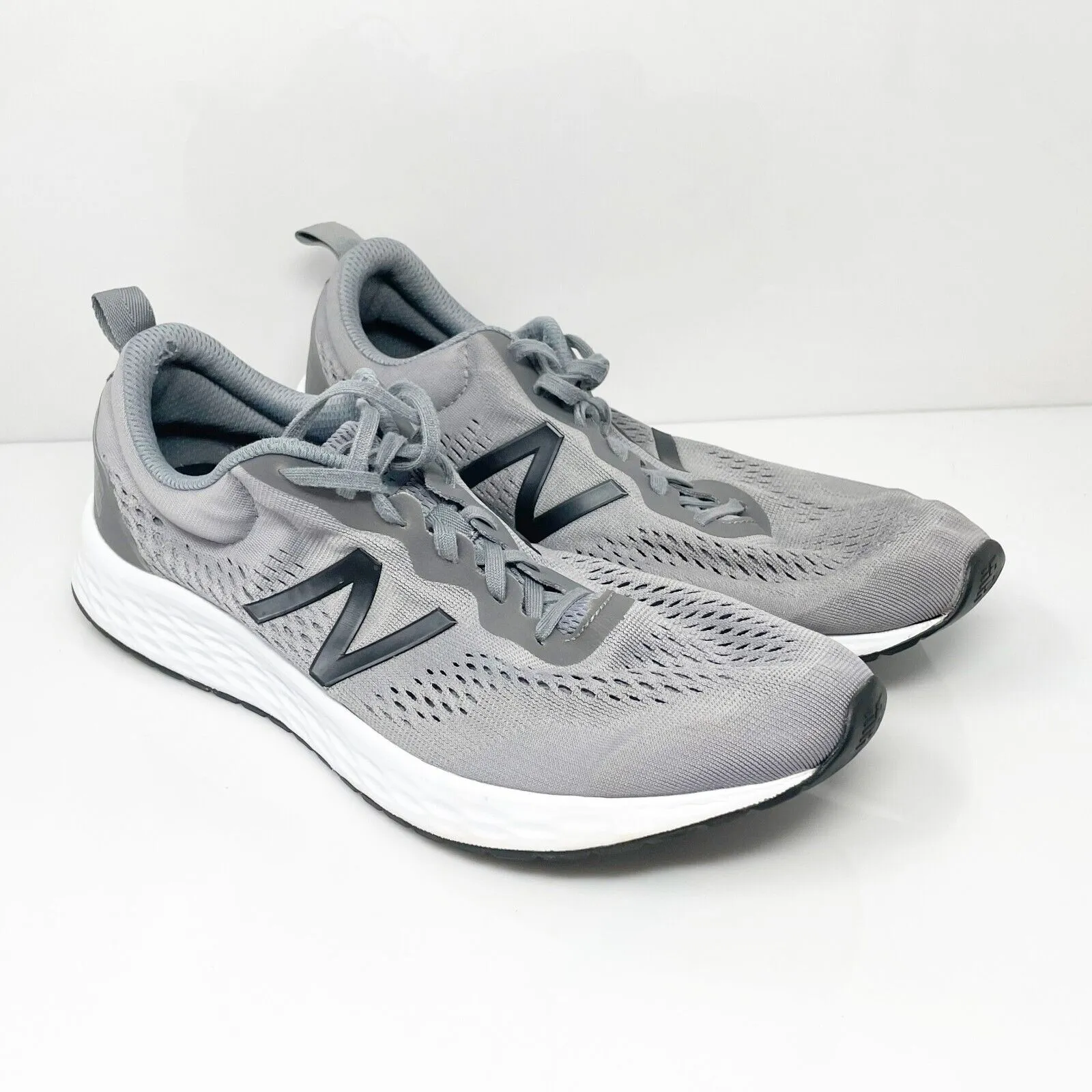 New Balance Mens Fresh Foam Arishi V3 MARISLG3 Gray Running Shoes Sneakers Sz 12