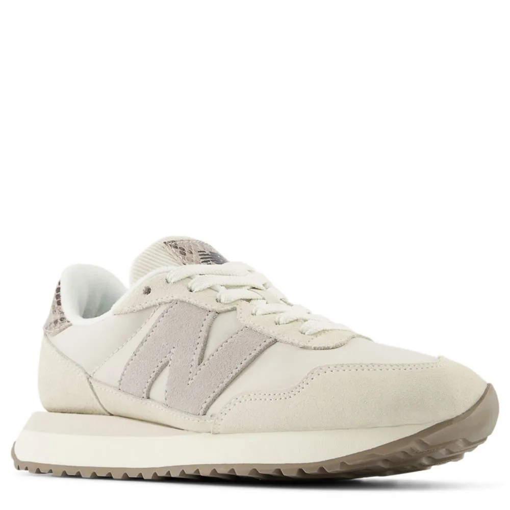 NEW BALANCE  WOMENS 237 SNEAKER