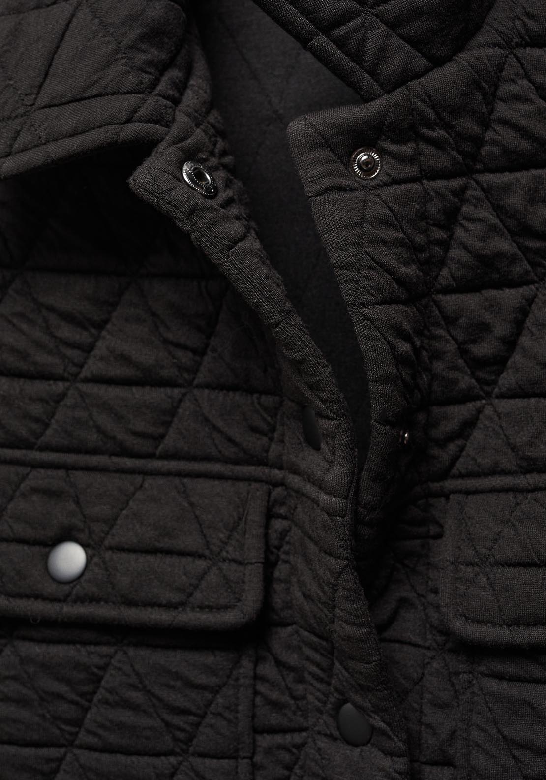 Quilted gilet with buttons